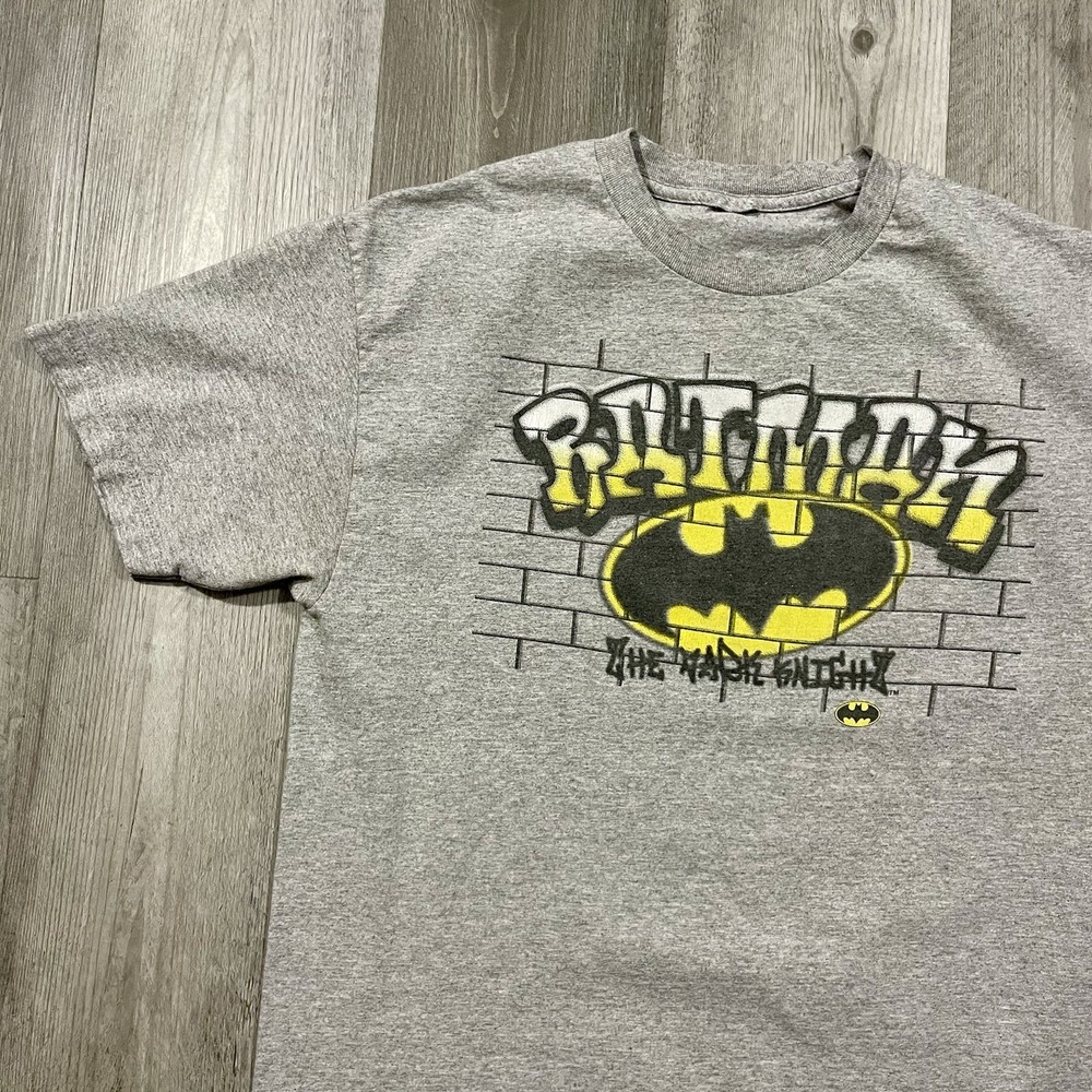 Y2K Batman The Dark‎ Knight Graffiti DC Comics Hero Spray Paint Sz Large Tshirt